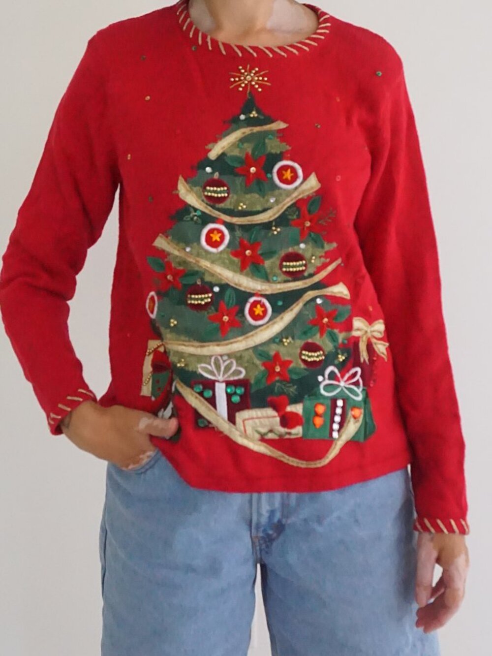 Vintage Tiara Red Christmas Tree Poinsettia Ornament Embroidered Knit Sweater M